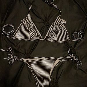 Black & White Striped Triangle Bikini (S)
